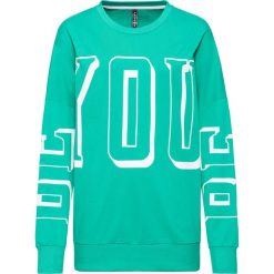 Bluza dresowa bonprix zielony. Zielone bluzy z nadrukiem damskie bonprix, z dresówki. Za 109,99 zł.