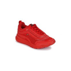 Buty Cash Money KINT. Czerwone trampki męskie Cash Money, bez wzorów, bez zapięcia. Za 143,20 zł.