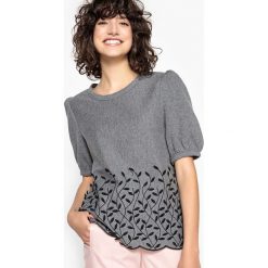 Bluza z haftem. Czerwone bluzy damskie marki MADEMOISELLE R, l, z haftami, z bawełny, z krótkim rękawem, krótkie. Za 126,38 zł.