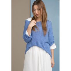 Pastelowy sweter. Szare swetry klasyczne damskie marki Monnari, z jeansu. Za 79,50 zł.