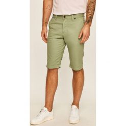 Tom Tailor Denim - Szorty. Zielone spodenki i szorty męskie TOM TAILOR DENIM, bez wzorów, z elastanu, casualowe. W wyprzedaży za 129,90 zł.