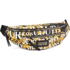Saszetka nerka VERSACE JEANS COUTURE - E1VUBBS4 40328 M27 899. Żółte torby męskie skórzane Versace Jeans Couture, bez wzorów, z jeansu, młodzieżowe. Za 649,00 zł.
