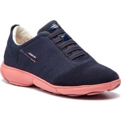 Półbuty GEOX - D Nebula C D621EC 01422 C4002 Navy. Niebieskie półbuty damskie Geox, na co dzień, bez wzorów, ze skóry, bez obcasa, na płaskiej podeszwie, bez zapięcia. W wyprzedaży za 309,00 zł.