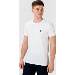 Calvin Klein Essentials Koszulka Biały. Białe podkoszulki męskie Calvin Klein, xxl, bez wzorów, z bawełny, bez kołnierzyka, z krótkim rękawem, krótkie. Za 154,95 zł.