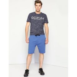 T-shirt krótki rękaw męski z nadrukiem. Niebieskie t-shirty męskie DRYWASH, na zimę, m, z nadrukiem, sportowe, bez kołnierzyka, krótkie. W wyprzedaży za 19,99 zł.