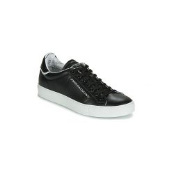 Buty John Galliano 6723. Czarne trampki męskie marki John Galliano, bez wzorów, bez zapięcia. Za 1089,00 zł.