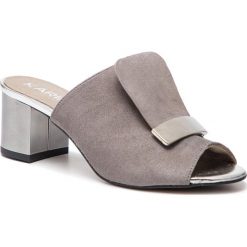 Klapki KARINO - 2924/002-P Szary. Klapki damskie Karino. W wyprzedaży za 209,00 zł.