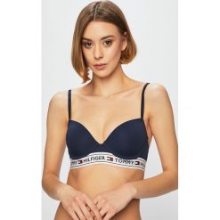 Tommy Hilfiger - Biustonosz. Niebieskie biustonosze TOMMY HILFIGER, z haftami, z elastanu. Za 199,90 zł.