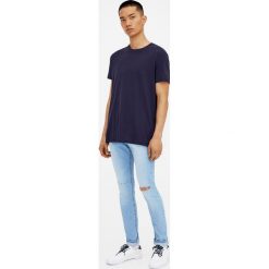 Jeansy superskinny fit. Szare jeansy męskie regular Pull&Bear. Za 69,90 zł.