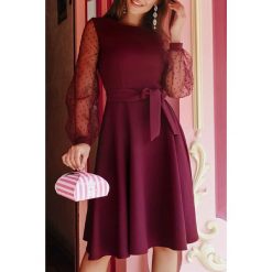 Sukienka ZIRDA BORDO. Czerwone sukienki damskie Sukienka ZIRDA BORDO, s, bez wzorów, eleganckie, bez kołnierzyka, bez rękawów, długie. W wyprzedaży za 79,00 zł.