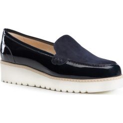 Buty damskie. Niebieskie półbuty damskie Wittchen, na co dzień, bez wzorów, ze skóry, casualowe, bez obcasa, na platformie, bez zapięcia. W wyprzedaży za 399,90 zł.