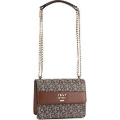 Torebka DKNY - Ava-Th Shouldr Bag-T R933JD68 Ecru/Crml 4EE. Pomarańczowe torebki klasyczne damskie DKNY, bez wzorów, ze skóry ekologicznej, klasyczne, bez dodatków. W wyprzedaży za 589,00 zł.