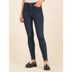 Jeansy Skinny Fit TOMMY HILFIGER Harlem Ultra WW0WW26473. Niebieskie jeansy damskie TOMMY HILFIGER, bez wzorów, z elastanu. W wyprzedaży za 289,00 zł.
