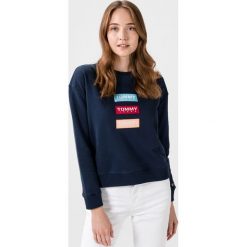 Tommy Jeans Bluza Niebieski. Niebieskie bluzy damskie Tommy Jeans, s, z haftami, z bawełny, bez rękawów, bez kaptura. Za 376,95 zł.