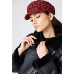 NA-KD Accessories Kaszkiet w pepitkę - Red,Multicolor. Czerwone kaszkiety damskie marki NA-KD Accessories, bez wzorów. W wyprzedaży za 50,47 zł.