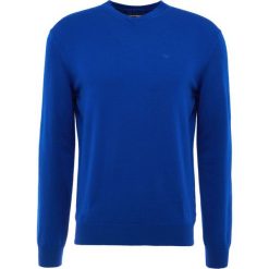 Emporio Armani Sweter bluette. Niebieskie bez kategorii Emporio Armani, s, z wełny. Za 669,00 zł.