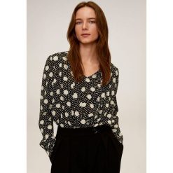 Mango - Bluzka Topis. Czarne bluzki damskie Mango, s, bez wzorów, z wiskozy, ze stójką, z długim rękawem. W wyprzedaży za 59,90 zł.
