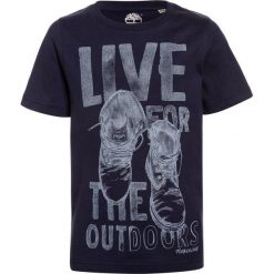 Timberland KURZARM OUTDOORS Tshirt z nadrukiem marine. Niebieskie t-shirty męskie z nadrukiem Timberland, z bawełny. Za 129,00 zł.
