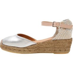 Buty ślubne damskie: Kurt Geiger MINTY Czółenka na platformie silver
