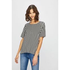 Jacqueline de Yong - Top. Białe bluzki damskie marki Jacqueline de Yong, bez wzorów, z wiskozy, casualowe, z okrągłym kołnierzem, z krótkim rękawem. Za 59,90 zł.