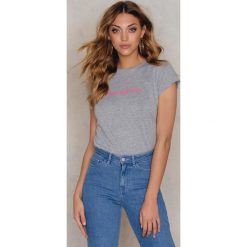 T-shirty damskie: NA-KD T-shirt More Self Love – Grey