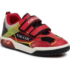 Sneakersy GEOX - J Inek B. A J029CA 014BU C0020 D Red/Black. Czerwone trampki chłopięce Geox, bez wzorów, ze skóry ekologicznej, na rzepy. Za 329,00 zł.