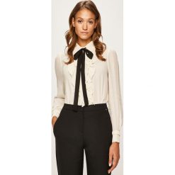 Twinset - Bluzka. Białe koszule damskie Twinset, do pracy, s, z aplikacjami, z jedwabiu, biznesowe, bez kołnierzyka, z długim rękawem. Za 899,90 zł.