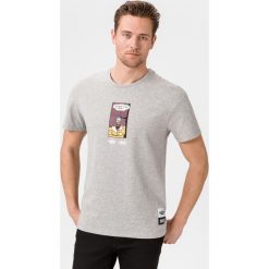 Jack & Jones Donald Duck Koszulka Szary. Szare koszulki męskie Jack & Jones, xxl, z haftami, z bawełny, bez kołnierzyka, z krótkim rękawem, krótkie. Za 87,95 zł.