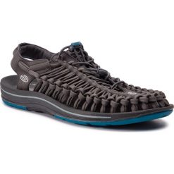 Sandały KEEN - Uneek Flat 1014974 Raven/Ink Blue. Szare sandały męskie Keen, z tworzywa sztucznego, bez zapięcia. Za 409,95 zł.