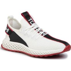 Sneakersy TOGOSHI - TG-07-03-000119 602. Białe sneakersy męskie Togoshi, na co dzień, bez wzorów, ze skóry ekologicznej, bez zapięcia. W wyprzedaży za 369,00 zł.