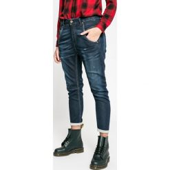 Diesel - Jeansy. Niebieskie jeansy damskie Diesel, z podwyższonym stanem. W wyprzedaży za 529,90 zł.