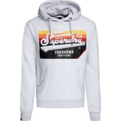 Bluza Superdry Embossed Classic M2000015A. Szare bluzy męskie Superdry, xl, bez wzorów, z bawełny, bez kołnierzyka, bez rękawów, bez kaptura. W wyprzedaży za 189,00 zł.