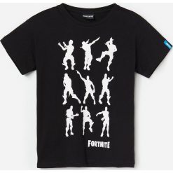 Bawełniany t-shirt Fortnite - Czarny. Czarne t-shirty męskie Reserved, bez wzorów, z bawełny, bez kołnierzyka. Za 49,99 zł.