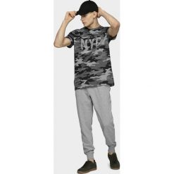 T-shirt męski TSM625 - multikolor 6 allover - Outhorn. Koszulki męskie Outhorn, m, bez wzorów, z jersey, bez kołnierzyka. W wyprzedaży za 39,99 zł.