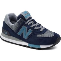 Sneakersy NEW BALANCE - ML574FND Granatowy. Niebieskie sneakersy męskie New Balance, na co dzień, bez wzorów, ze skóry, eleganckie, bez zapięcia. Za 349,00 zł.