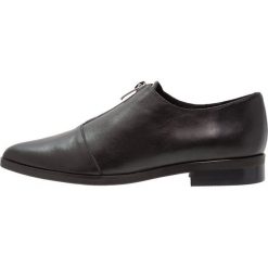 Zign Półbuty wsuwane black. Czarne mokasyny damskie marki Zign, ze skóry. Za 379,00 zł.