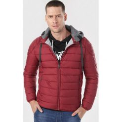 Bordowa Kurtka Fyrvia. Czerwone kurtki męskie Born2be, xxl, bez wzorów. Za 149,99 zł.