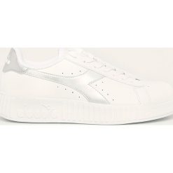Diadora - Buty Game P Step. Białe buty sportowe damskie Diadora, bez wzorów, ze skóry, sportowe. Za 259,90 zł.