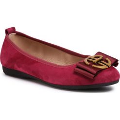Baleriny LA BALLERINA - 218-057 Cam Wine. Czerwone baleriny damskie La Ballerina, bez wzorów, ze skóry, bez obcasa, bez zapięcia. Za 419,00 zł.