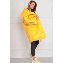 Kurtka MISS CITY oversizowa kurtka z lampasem. Kurtki damskie MISS CITY, xl, bez wzorów, z poliesteru, bez kaptura. Za 429,00 zł.