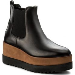 Botki CARINII - B4105/CZ E50-528-PSK-C44. Czarne botki damskie na obcasie marki Carinii, z materiału. W wyprzedaży za 239,00 zł.