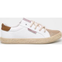 Cross Jeans - Tenisówki. Białe trampki i tenisówki damskie Cross Jeans, bez wzorów, z jeansu, bez zapięcia. W wyprzedaży za 59,90 zł.