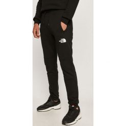 The North Face - Spodnie. Czarne spodnie męskie The North Face, na co dzień, s, z nadrukiem, z bawełny. Za 349,90 zł.