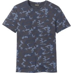 T-shirt Slim Fit bonprix niebieski z nadrukiem. Niebieskie t-shirty męskie bonprix, s, z nadrukiem, bez kołnierzyka. Za 54,99 zł.