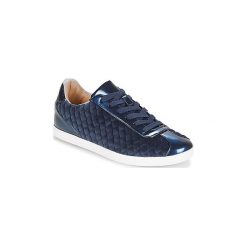 Buty André VELVET. Niebieskie trampki i tenisówki damskie Andre, bez wzorów, bez zapięcia. Za 207,20 zł.