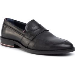 Półbuty TOMMY HILFIGER - Signature Smooth Leather Loafer FM0FM02608 Black BDS. Czarne buty wizytowe męskie TOMMY HILFIGER, bez wzorów, ze skóry, wizytowe, bez zapięcia. W wyprzedaży za 489,00 zł.