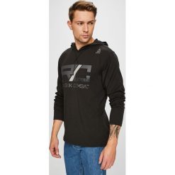Reebok - Bluza. Czarne bluzy męskie Reebok, m, z nadrukiem, z poliesteru, z kapturem, bez rękawów, z kapturem. W wyprzedaży za 169,90 zł.