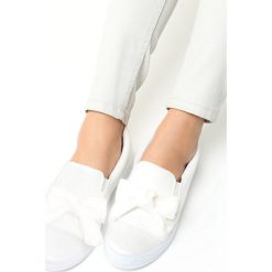 Białe Slip On Fixation. Białe trampki i tenisówki damskie Born2be. Za 49,99 zł.