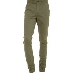 Chinosy męskie: rag & bone FIT Chinosy army