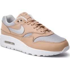 Buty NIKE - Air Max 1 Se Prm AO0795 200 Vachetta Tan/Metallic Silver. Szare buty sportowe damskie Nike, bez wzorów, ze skóry, sportowe, nike air max. Za 589,00 zł.
